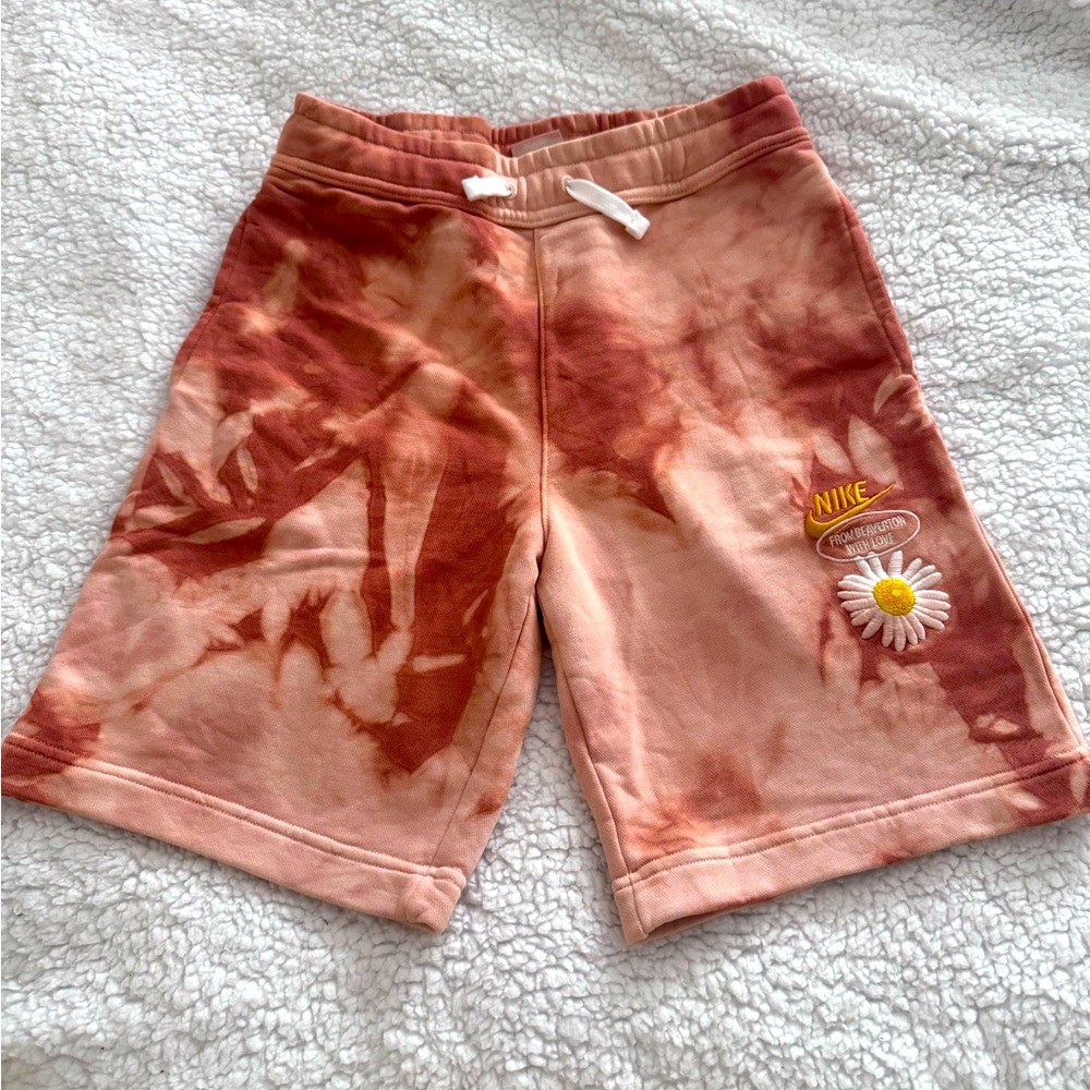 Nike Sportswear French Terry Shorts Crimson Bliss Boys Size L
